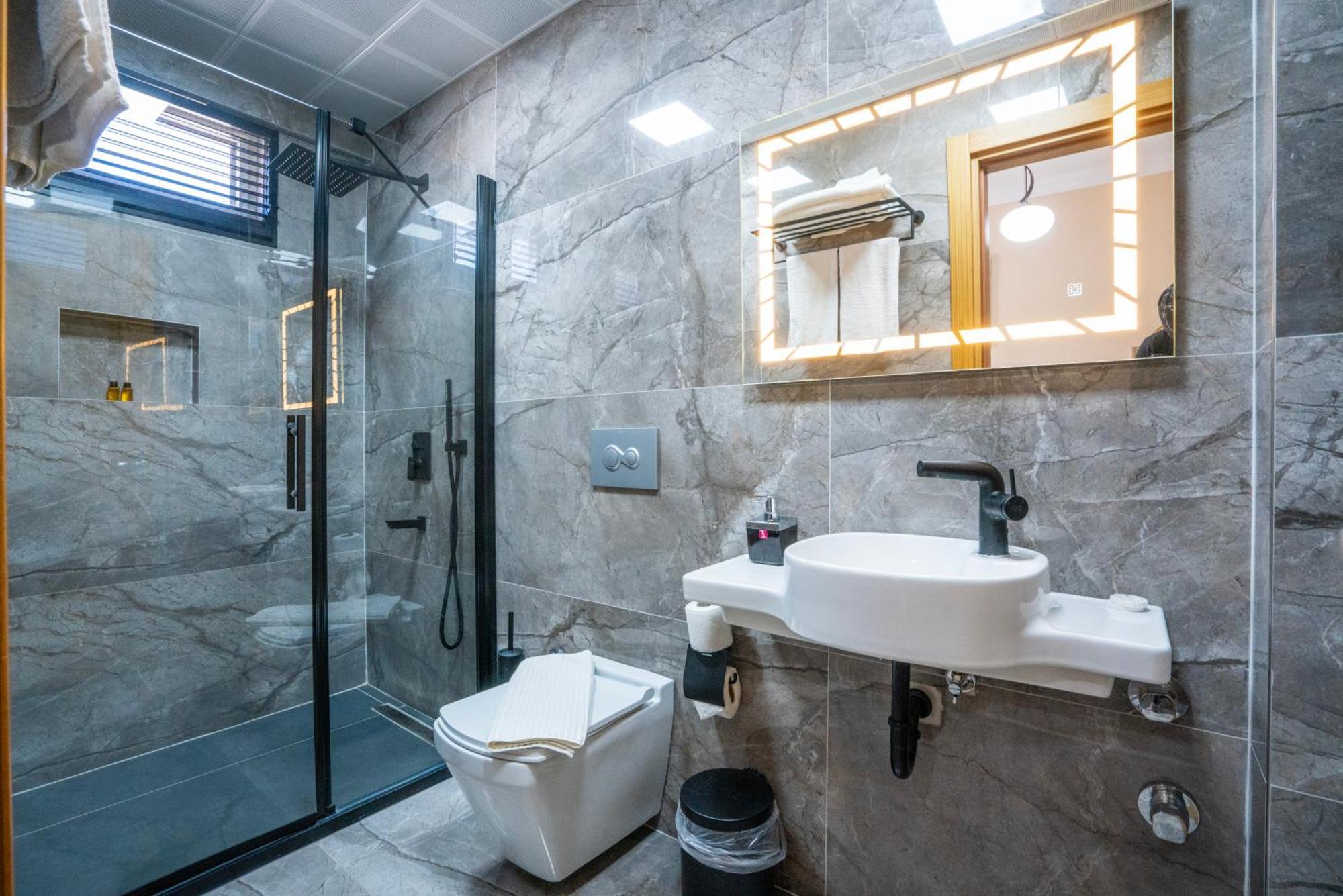 Grand Reis Hotel Istanbul Exterior photo