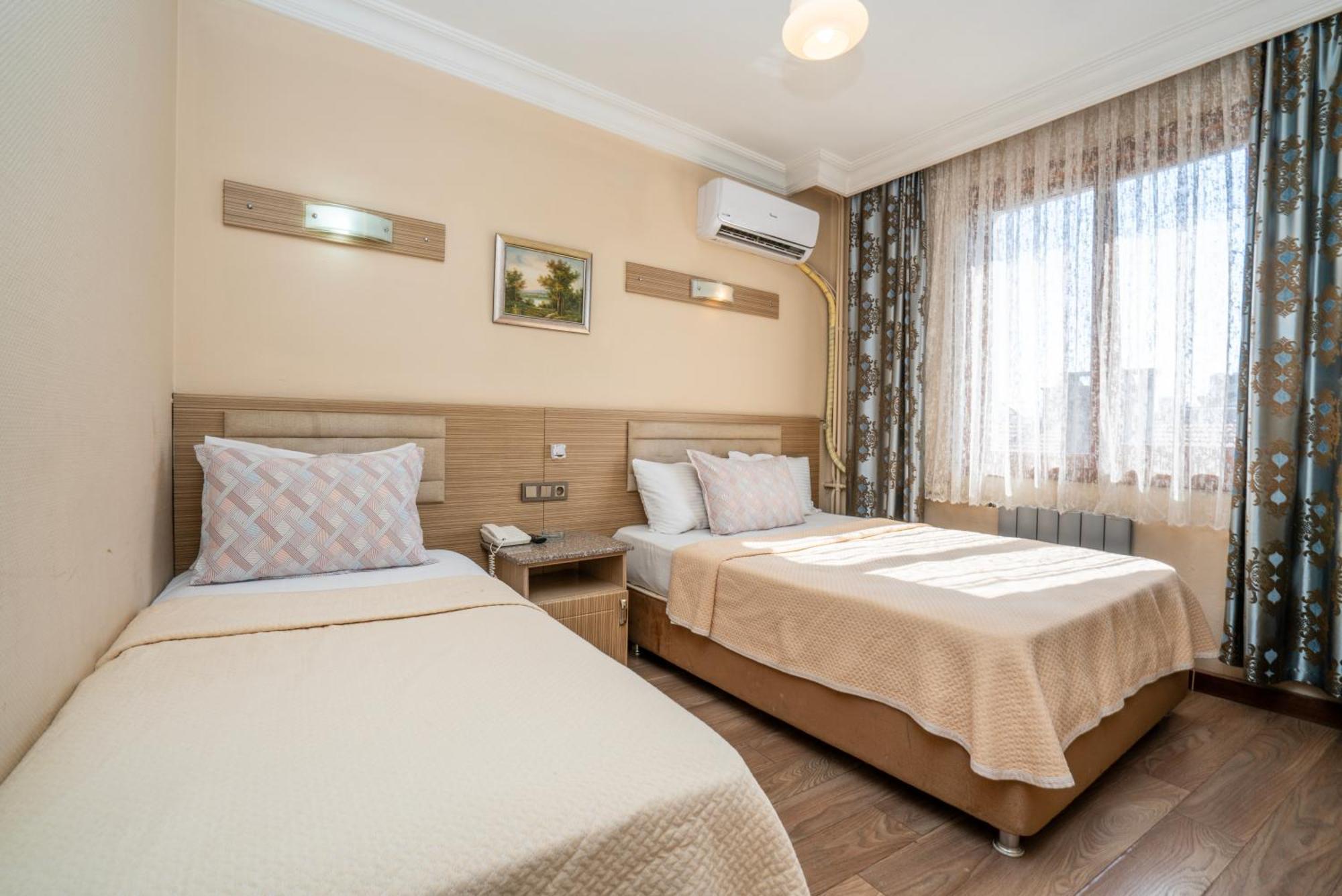 Grand Reis Hotel Istanbul Exterior photo