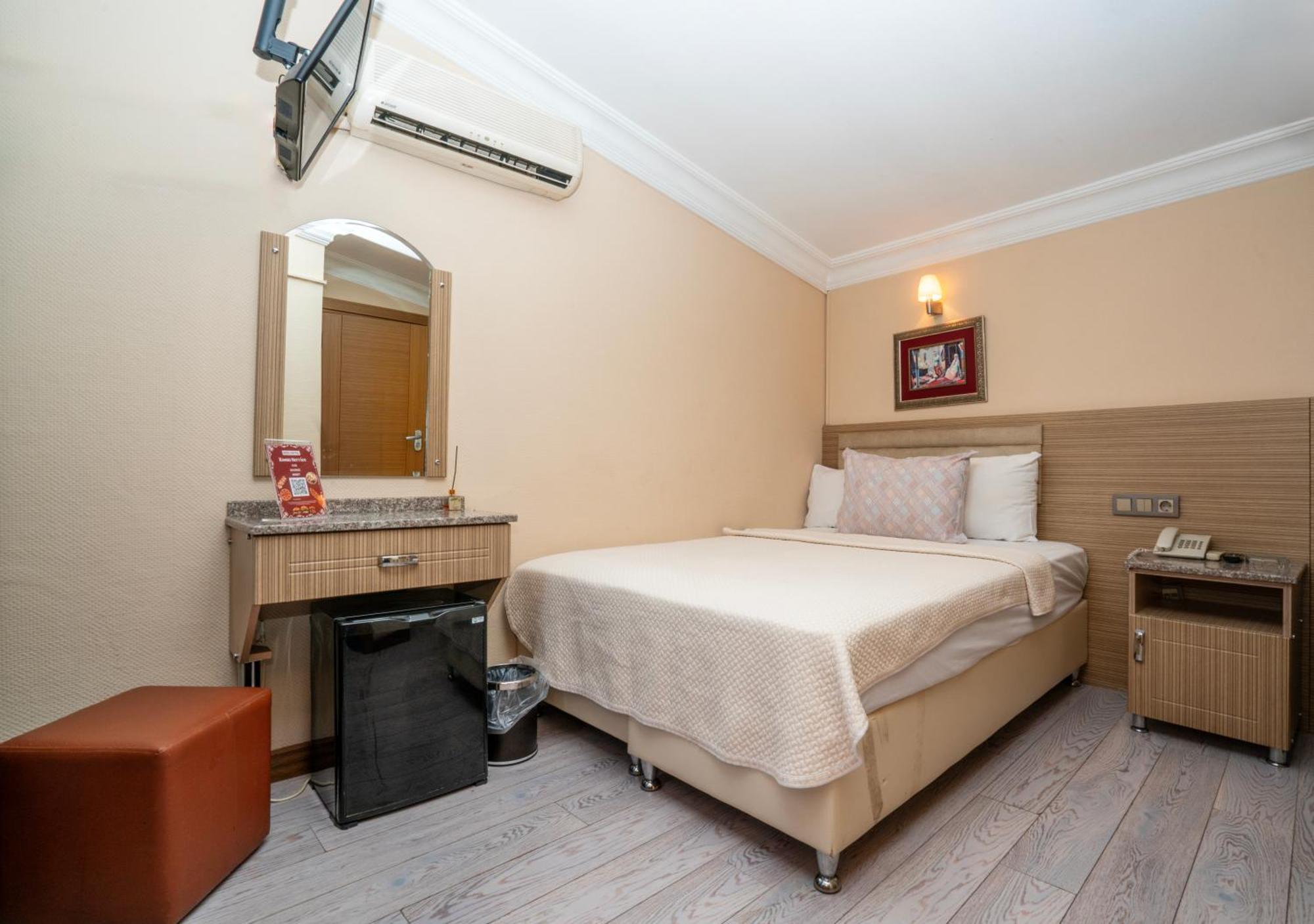 Grand Reis Hotel Istanbul Exterior photo
