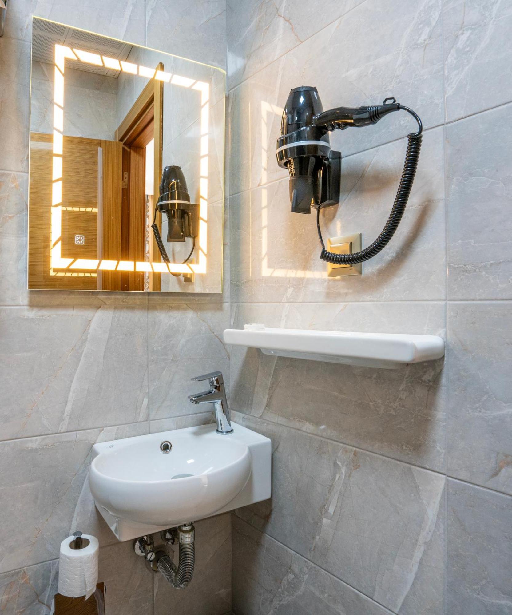 Grand Reis Hotel Istanbul Exterior photo